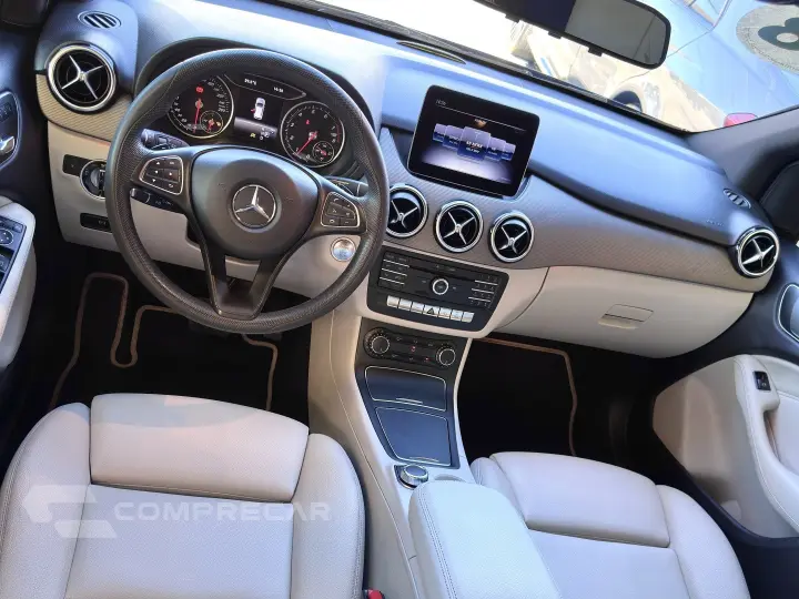 B 200 1.6 CGI FLEX 7G-DCT