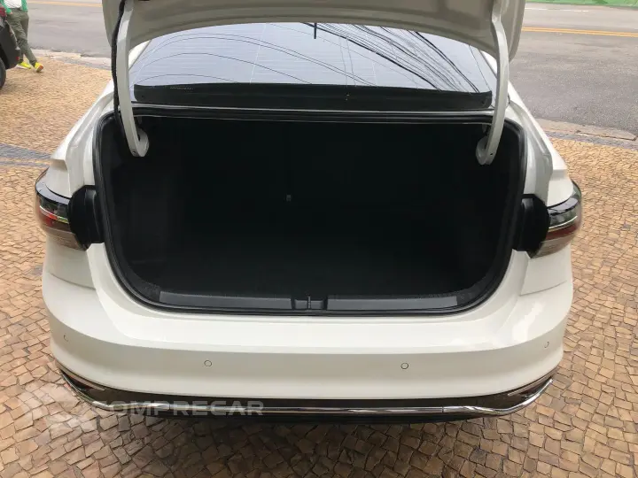 Virtus 1.0 200 Tsi Highline Automático