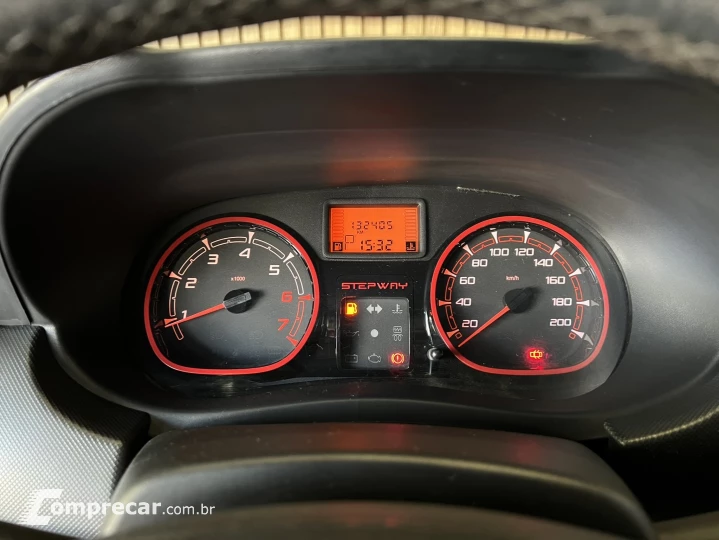 SANDERO 1.6 STEPWAY 16V FLEX 4P AUTOMÁTICO