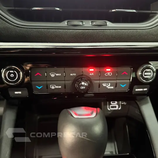 Commander Black Hurricane 2.0 4x4 TB Aut