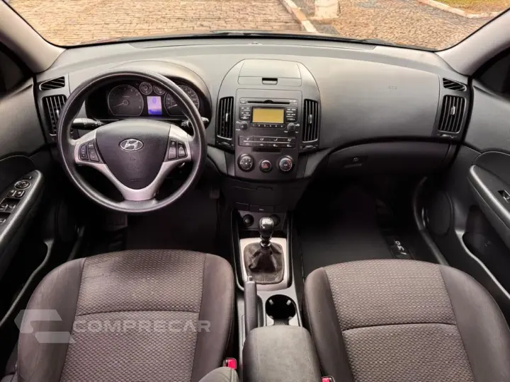 i30 2.0 16V 145cv 5p Mec.