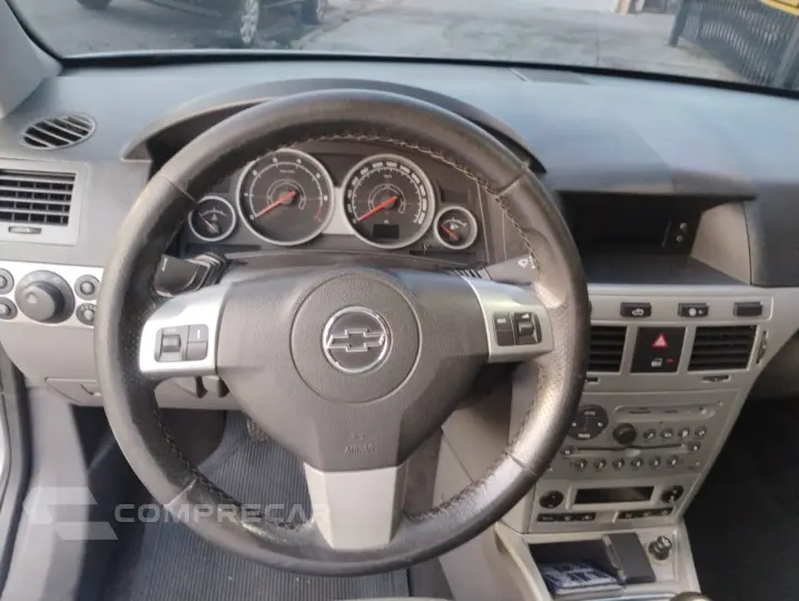 VECTRA 2.0 MPFI Elegance 8V