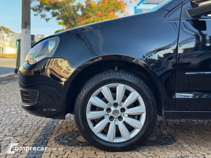 POLO 1.6 MI 8V