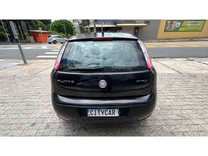 PUNTO 1.4 ATTRACTIVE 8V FLEX 4P MANUAL