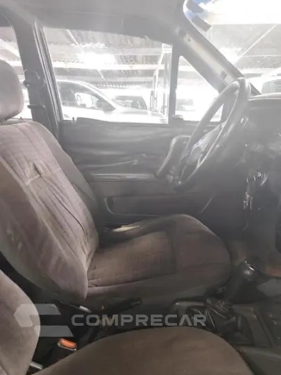 SANTANA QUANTUM GL 2.0 4P