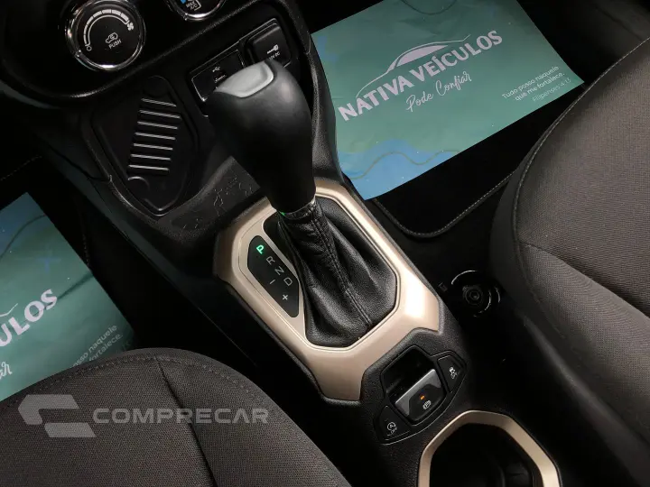Renegade 1.8 16V Flex Sport 4P Automático