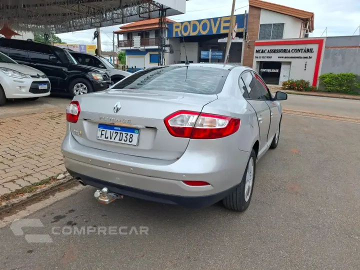 Fluence 2.0 Dynamique 16V Flex 4P Automático