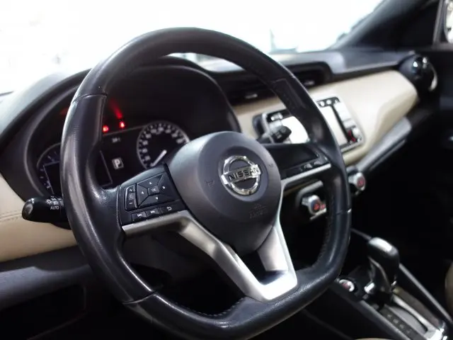 KICKS - 1.6 16V SL 4P XTRONIC