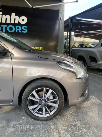 Versa Sedan 1.6 16V 4P SL FLEX XTRONIC AUTOMÁTICO CVT