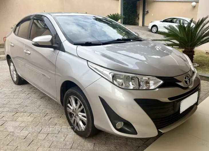 YARIS 1.5 16V Sedan XL Multidrive