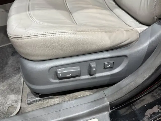 AZERA - 3.3 MPFI GLS SEDAN V6 24V 4P AUTOMÁTICO