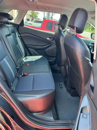 TRACKER 1.2 Turbo Premier