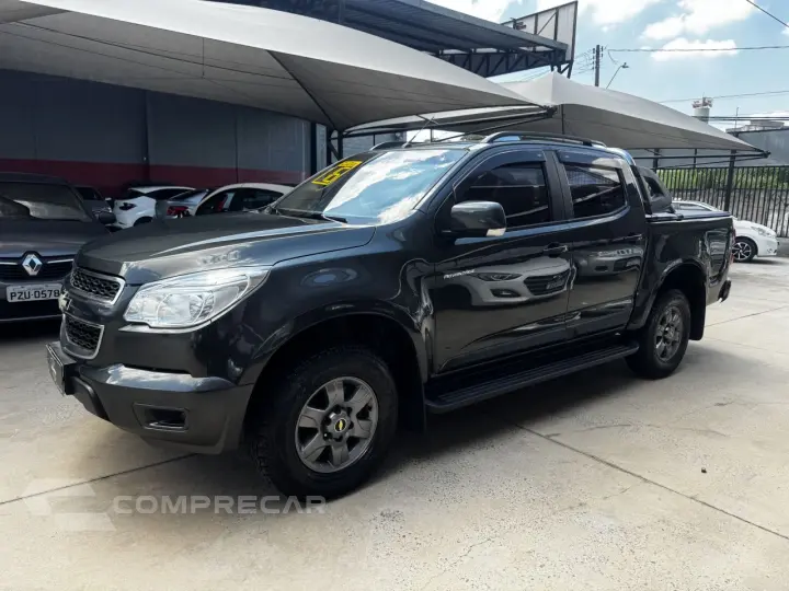 S10 2.4 FLEX ADVANTAGE CABINE DUPLA