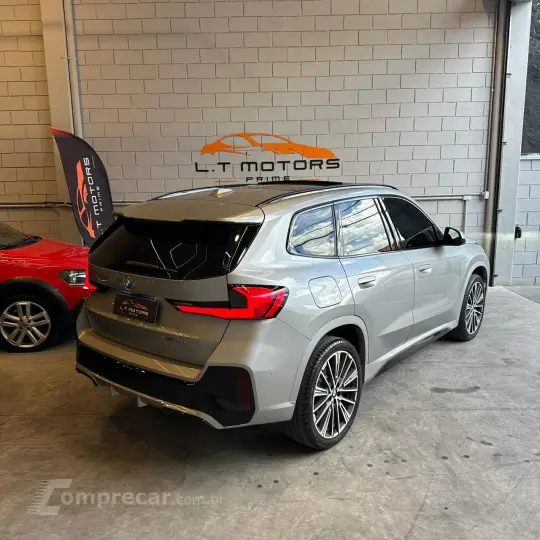 X1 2.0 16V Sdrive18i