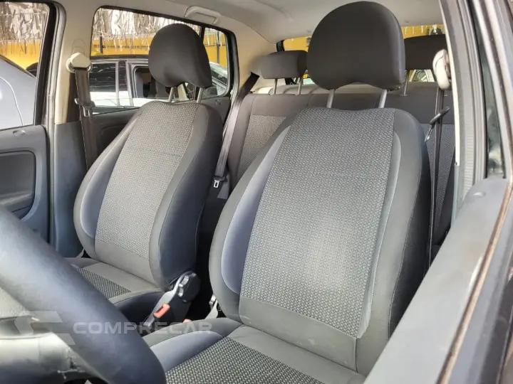 Fox Connect 1.6 Flex 8V 5p