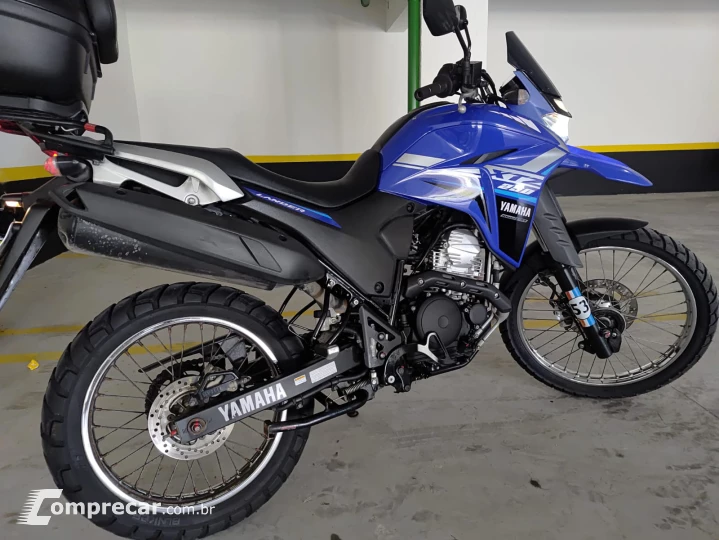 XTZ 250 Lander