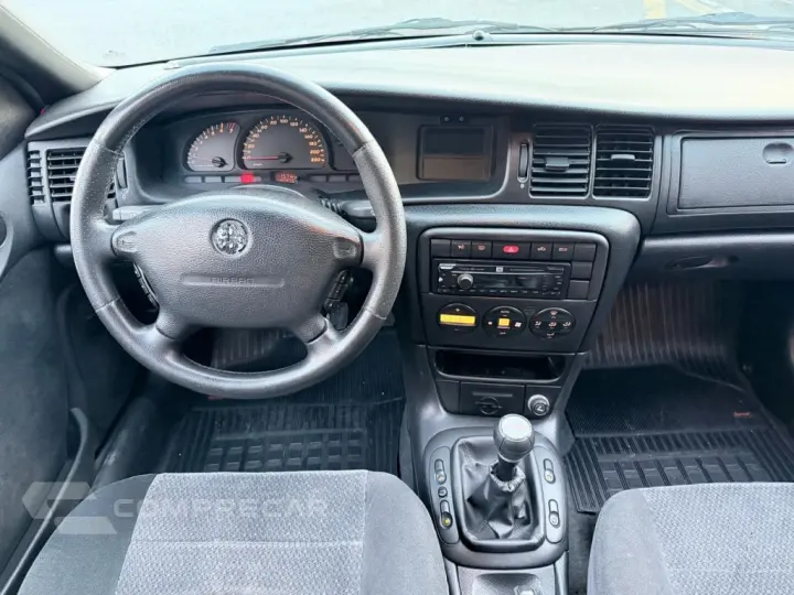 VECTRA 2.0 MPFI GLS 8V GASOLINA 4P MANUAL