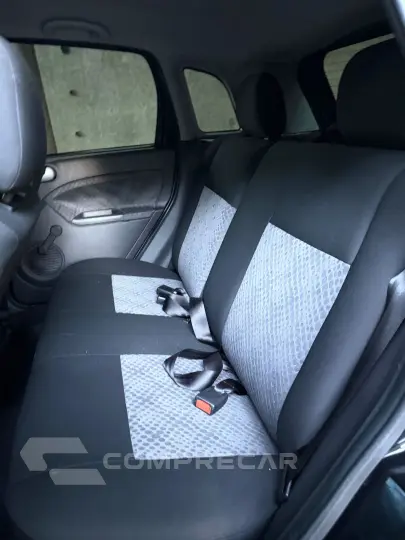 FIESTA 1.6 MPI Class Hatch 8V
