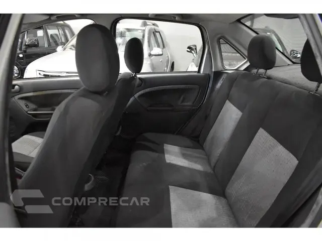FIESTA SEDAN - 1.6 ROCAM SEDAN 8V 4P MANUAL