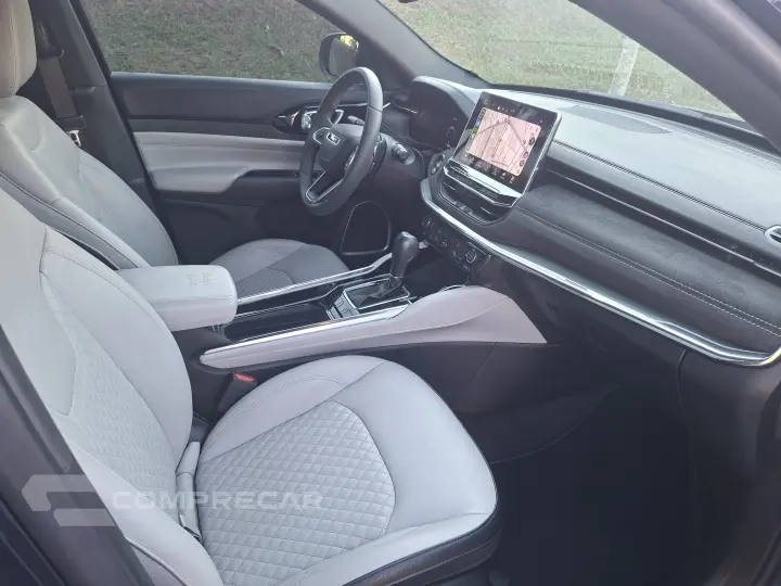 COMMANDER 1.3 T270 Turbo Limited