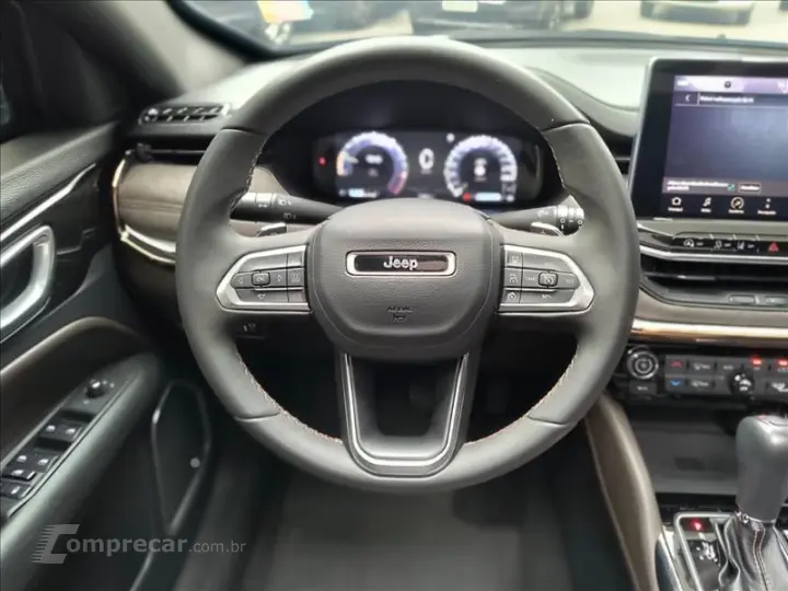 COMMANDER 1.3 T270 Turbo Overland