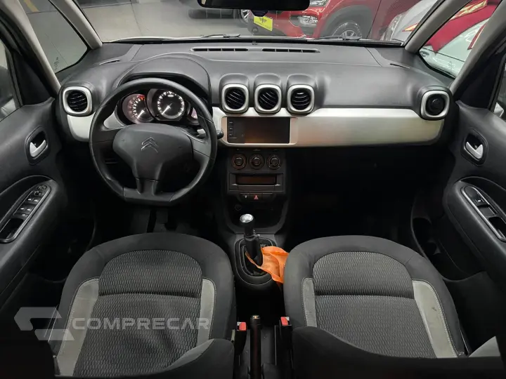 AIRCROSS 1.5 Live 8V