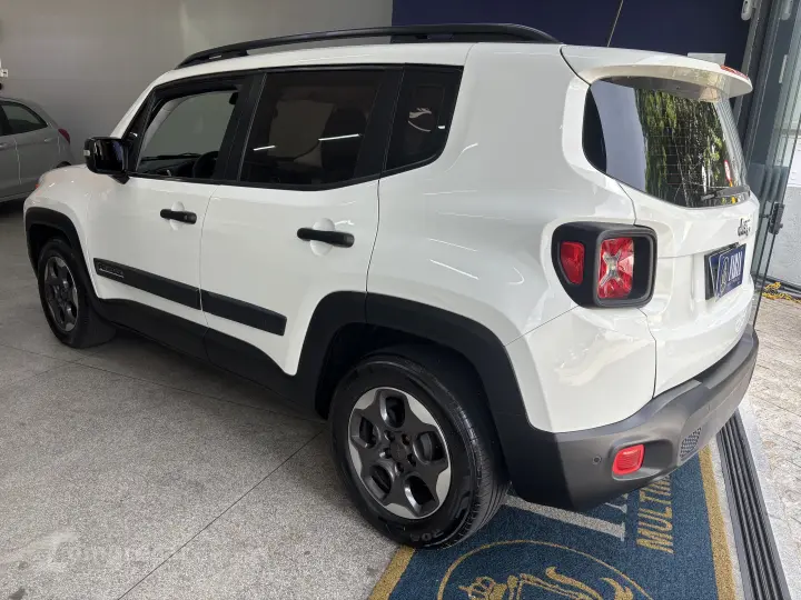 Renegade Sport 1.8 4x2 Flex 16V Aut.