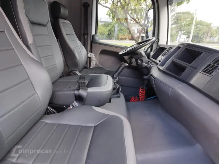 Constellation 14.190 + Poliguindaste 2 Caçambas