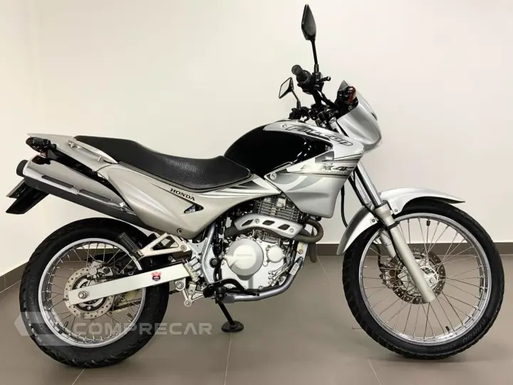 HONDA NX 400 FALCON