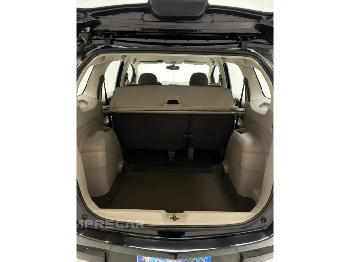 SPIN 1.8 LT 8V FLEX 4P MANUAL