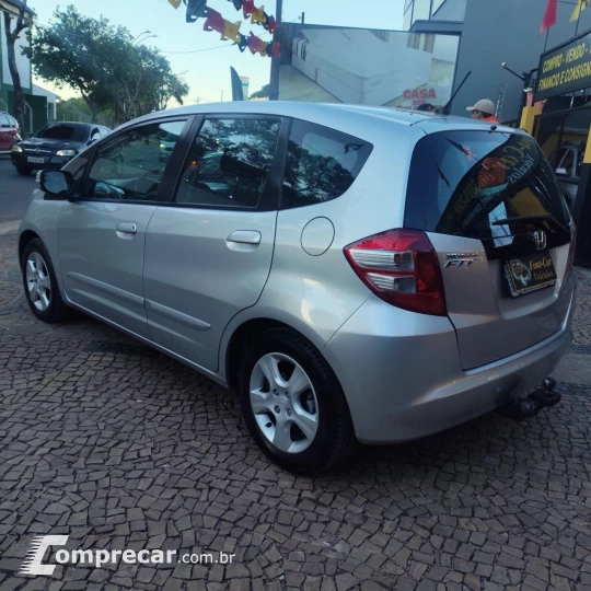 Fit LXL 1.4/ 1.4 Flex 8V/16V 5p Aut.