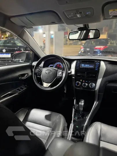YARIS 1.5 16V Sedan XL