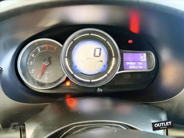 FLUENCE 2.0 DYNAMIQUE 16V FLEX 4P AUTOMÁTICO