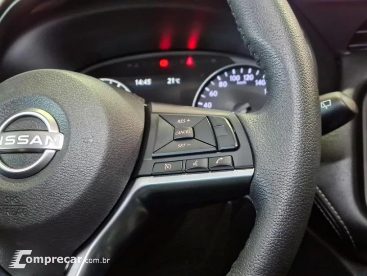 KICKS ADVANCE CVT