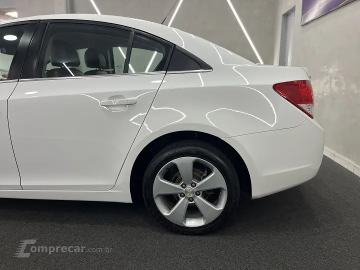 CRUZE 1.8 LT 16V