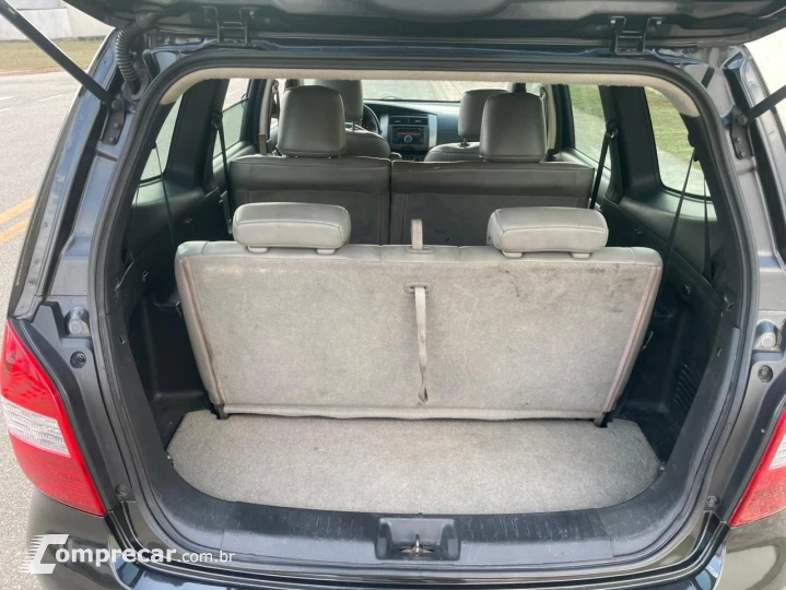GRAND LIVINA 1.8 SL 16V