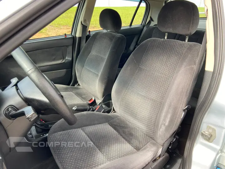 ASTRA 2.0 MPFI Advantage 8V