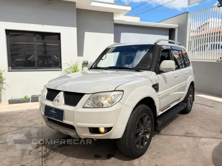 Pajero TR4 2.0 Flex 16V 4X2 Aut.