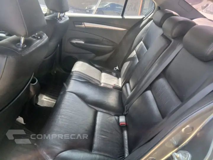 CITY Sedan EX 1.5 Flex 16V 4p Aut.