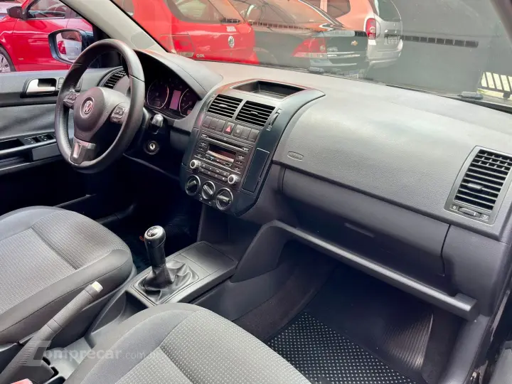 POLO 1.6 MI 8V E