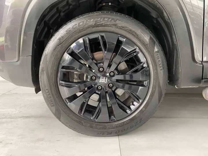 Toro Volcano 1.3 T270 4x2 Flex Aut.