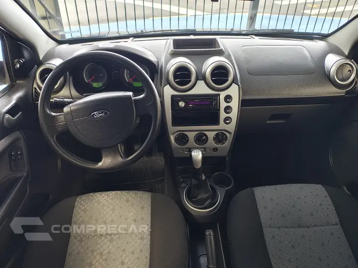 FIESTA 1.6 MPI Hatch 8V