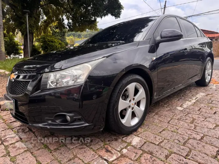 CRUZE HB Sport LT 1.8 16V FlexP. 5p Mec