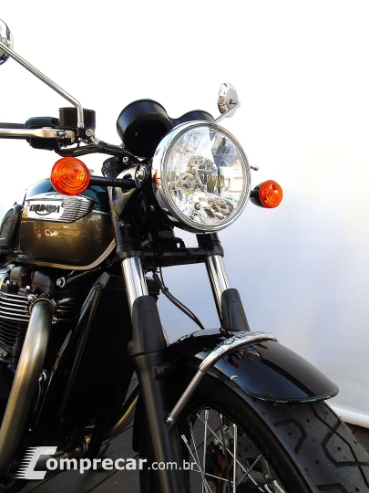 TRIUMPH BONNEVILLE T100 900