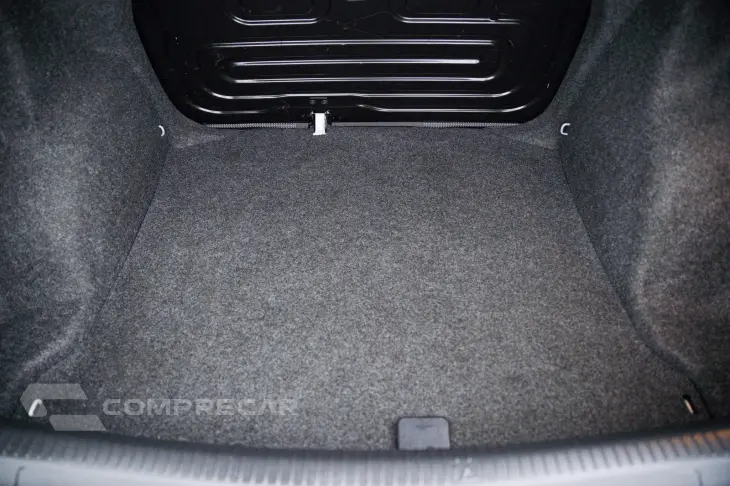 Polo Sedan 1.6 Mi Total Flex 8V 4p