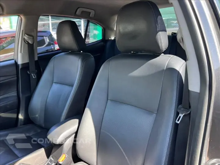 YARIS 1.5 16V Sedan XS Connect