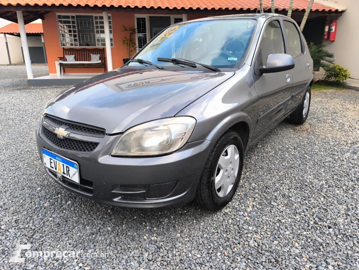 CELTA 1.0 MPFI LT 8V