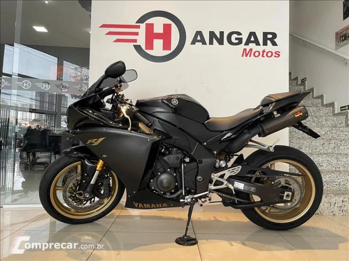 YZF R1