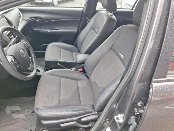 YARIS 1.5 16V FLEX XS CONNECT MULTIDRIVE