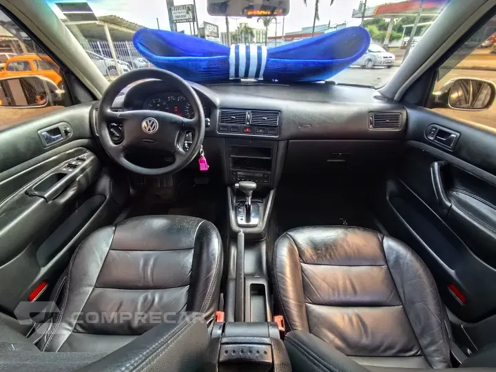 GOLF 2.0 MI 8V GASOLINA 4P AUTOMÁTICO